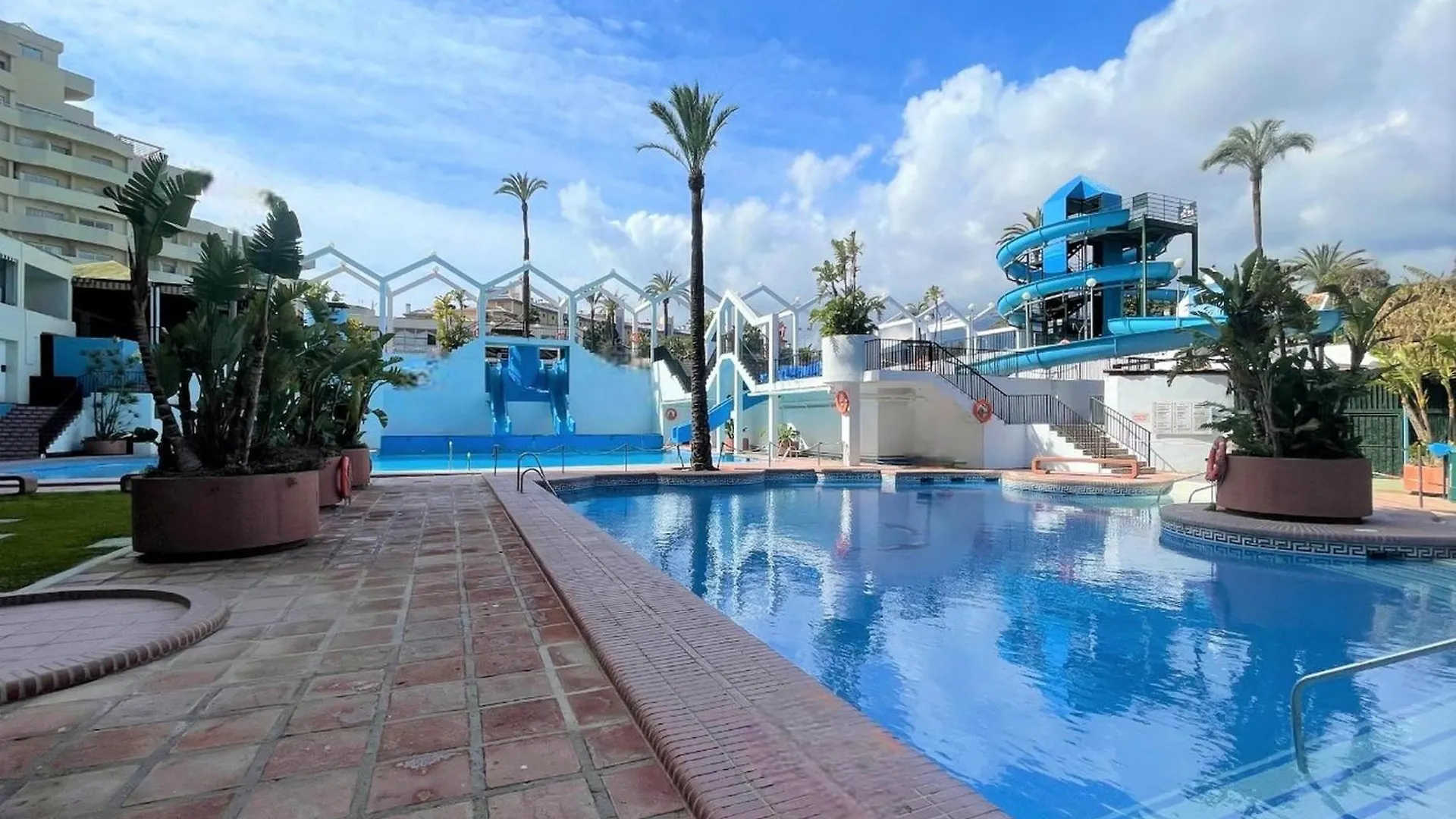 Apartment With Sea Views Benalmadena 0*,